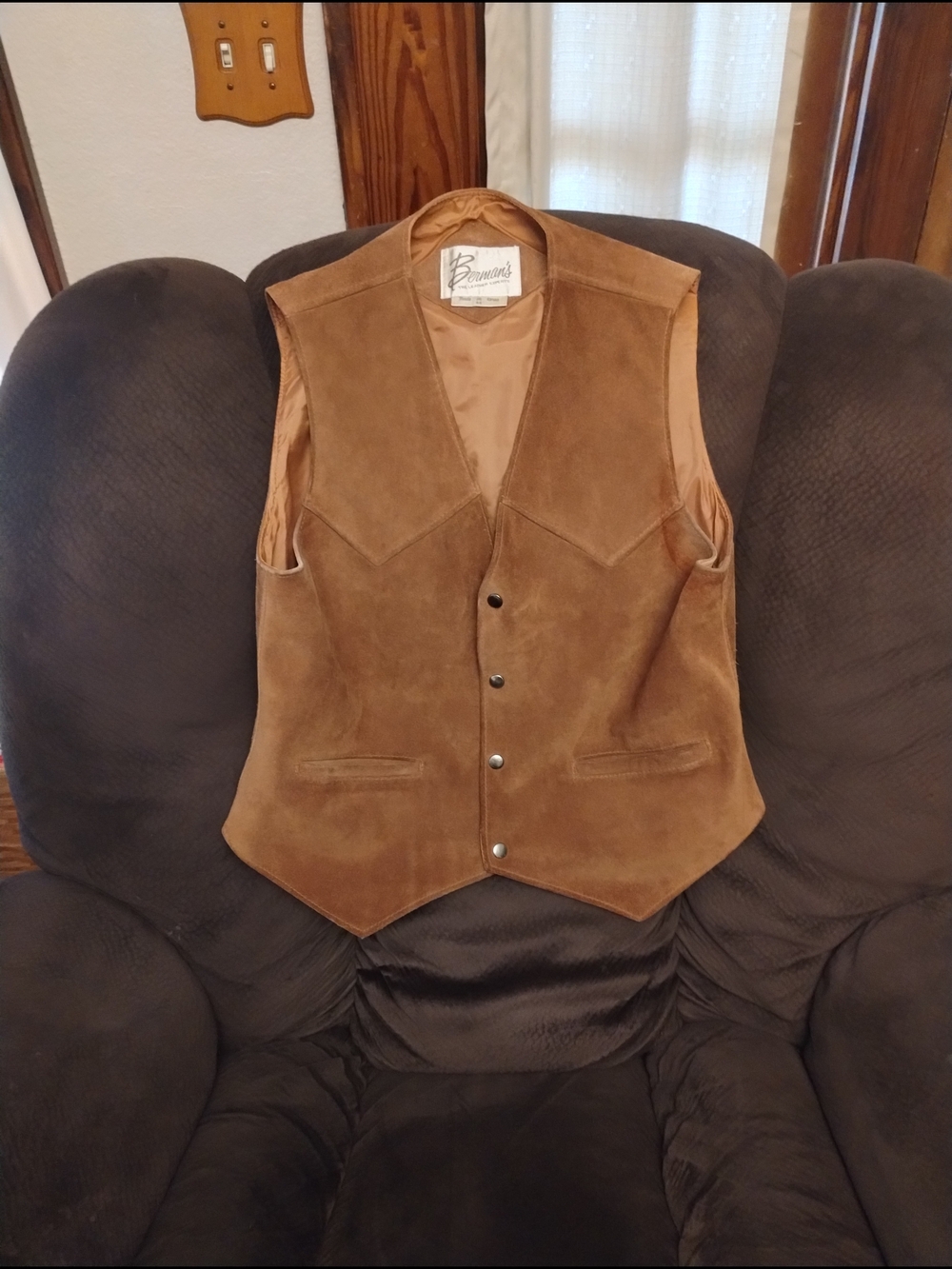 Vintage  Men's Berman's Leather Tan Suede Vest Sz Large (44)